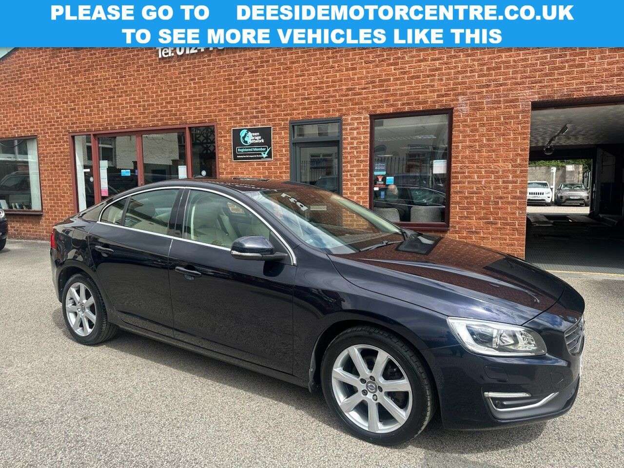 A 2016 VOLVO S60 2.0 D4 SE Lux Nav Saloon 4dr Diesel Auto Euro 6 (s/s) (190 ps) A 2016 VOLVO S60 2.0 D4 SE Lux Nav Saloon 4dr Diesel Auto Euro 6 (s/s) (190 ps)