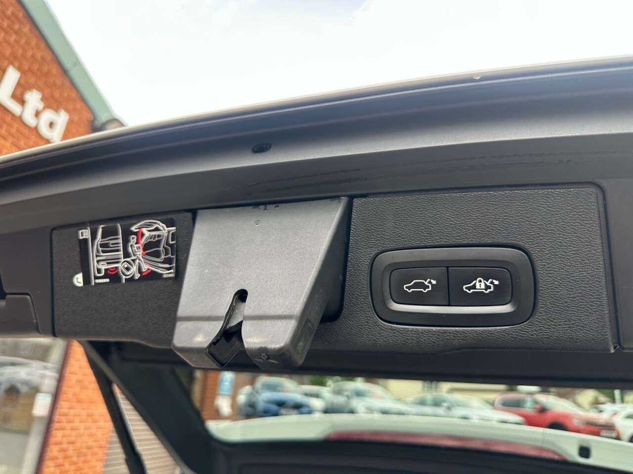 2018 VOLVO XC60 2018 VOLVO XC60