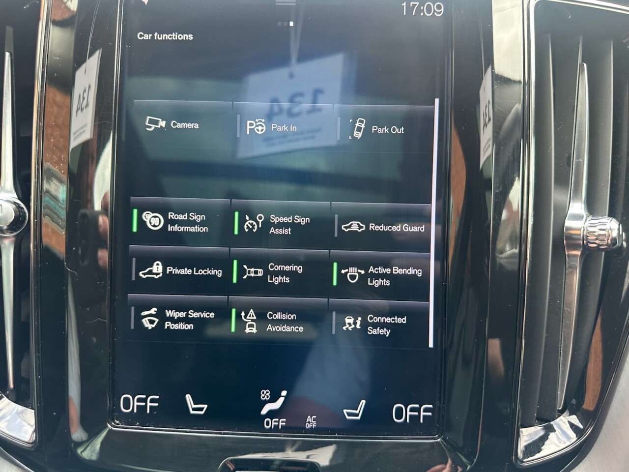 2018 VOLVO XC60 2018 VOLVO XC60