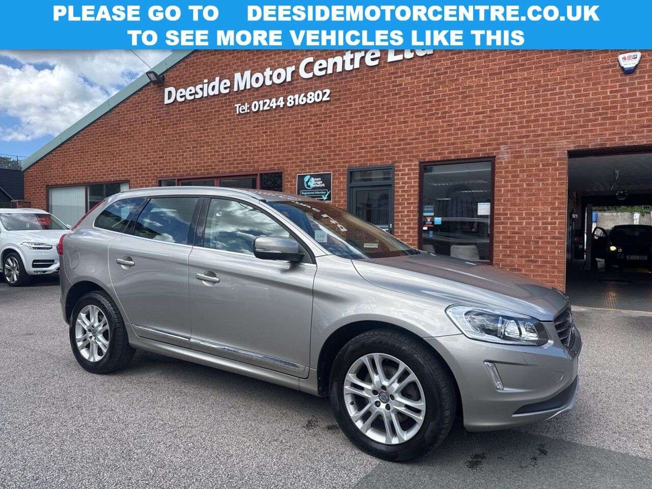 A 2016 VOLVO XC60 2.4 D5 SE Lux Nav SUV 5dr Diesel Auto AWD Euro 6 (s/s) (220 ps) Rear parkin A 2016 VOLVO XC60 2.4 D5 SE Lux Nav SUV 5dr Diesel Auto AWD Euro 6 (s/s) (220 ps) Rear parkin
