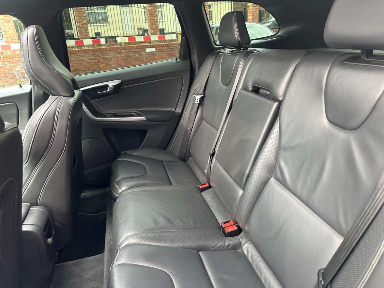 2015 VOLVO XC60 2015 VOLVO XC60