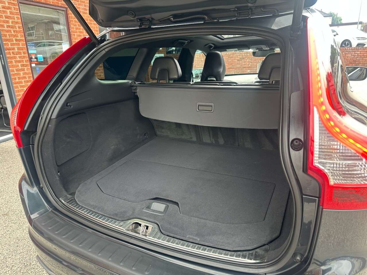 2015 VOLVO XC60 2015 VOLVO XC60
