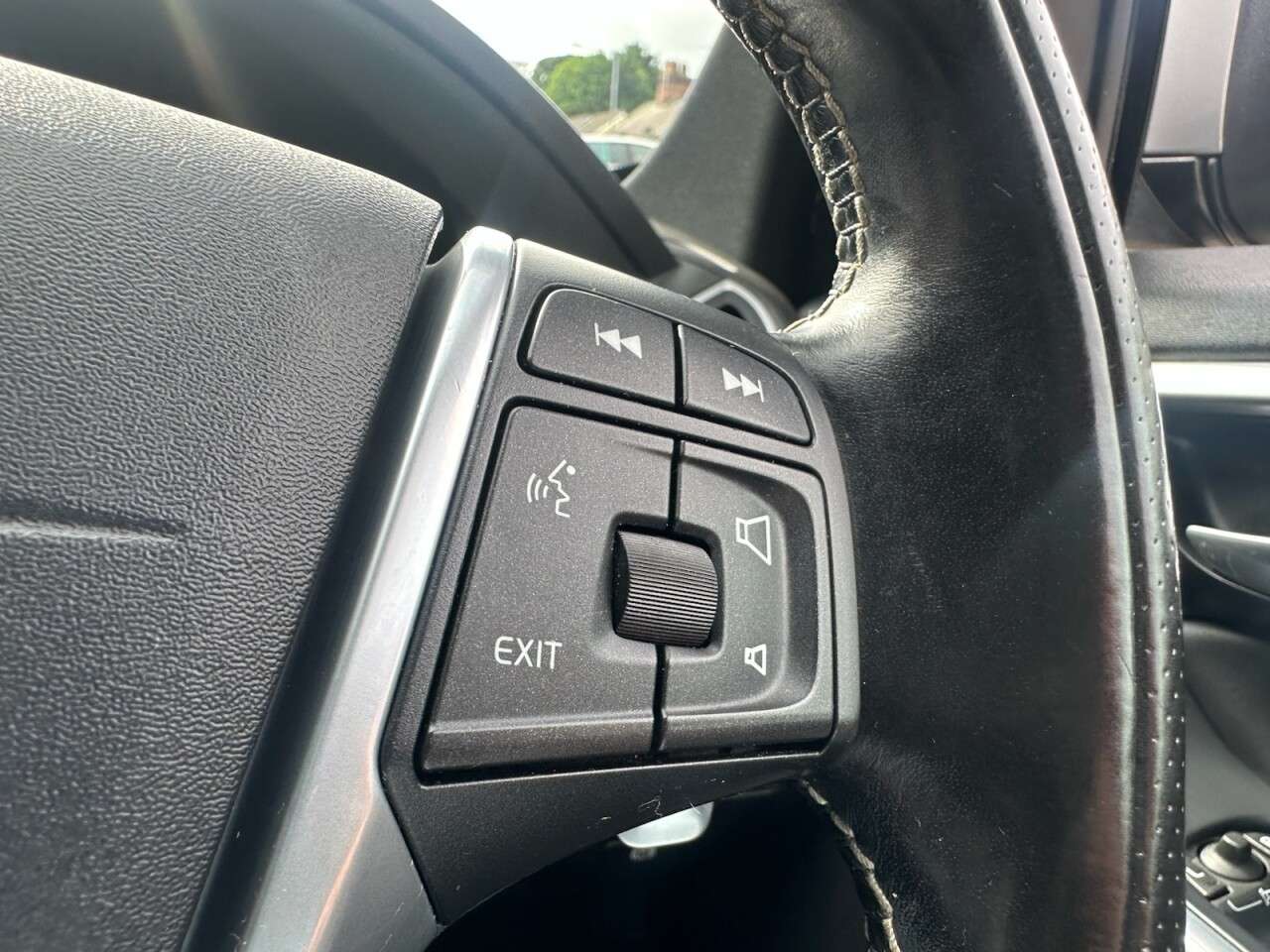 2015 VOLVO XC60 2015 VOLVO XC60