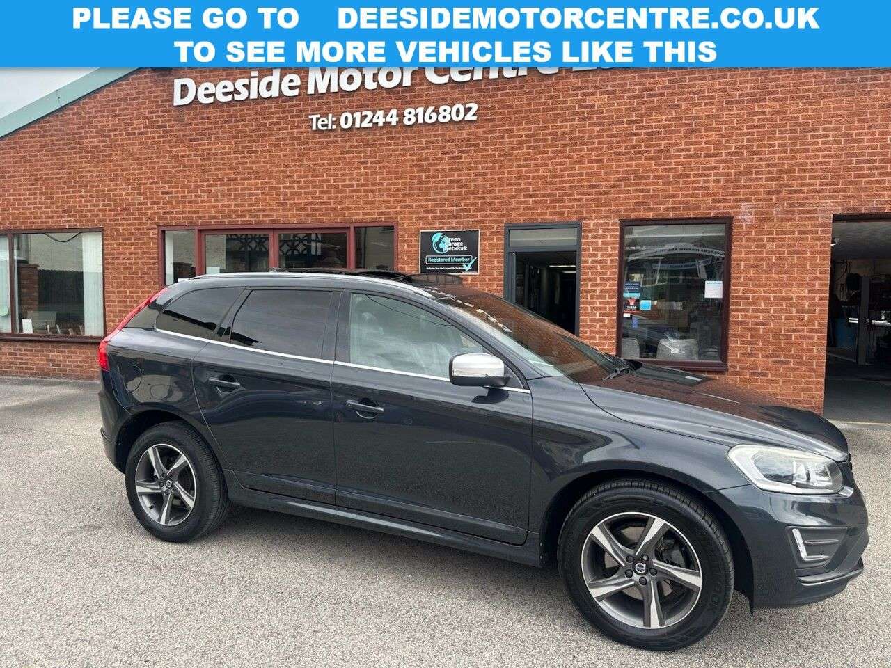 A 2015 VOLVO XC60 2.0 D4 R-Design Lux Nav SUV 5dr Diesel Auto Euro 6 (s/s) (190 ps) A 2015 VOLVO XC60 2.0 D4 R-Design Lux Nav SUV 5dr Diesel Auto Euro 6 (s/s) (190 ps)