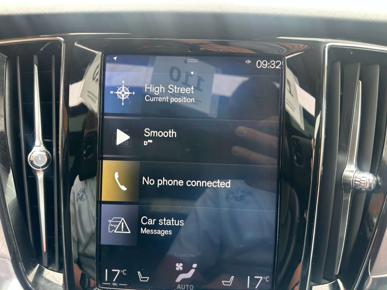 2018 VOLVO V60 2018 VOLVO V60