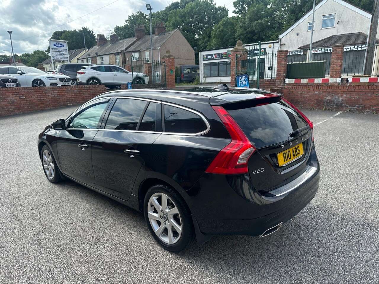 2014 VOLVO V60 2014 VOLVO V60