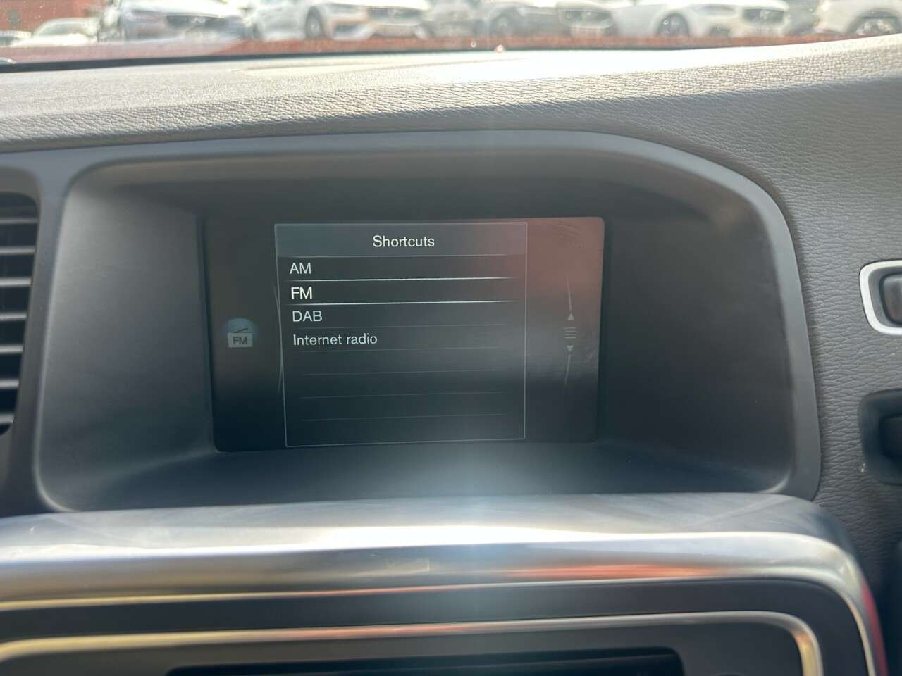 2014 VOLVO V60 2014 VOLVO V60