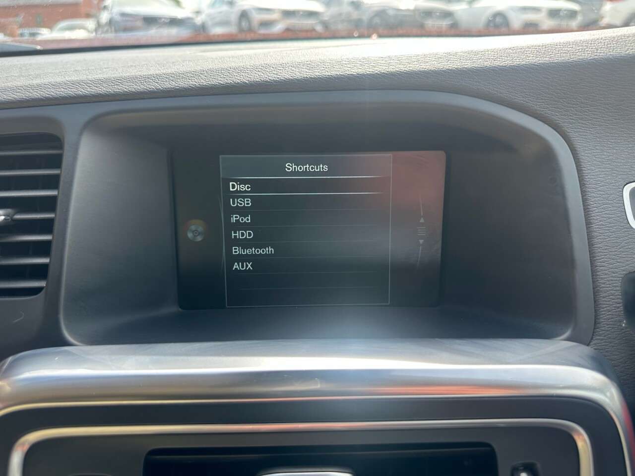 2014 VOLVO V60 2014 VOLVO V60
