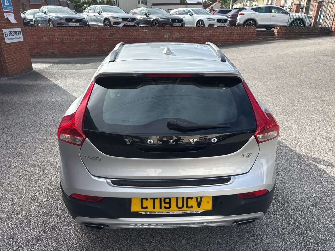 2019 VOLVO V40 CROSS COUNTRY 2019 VOLVO V40 CROSS COUNTRY