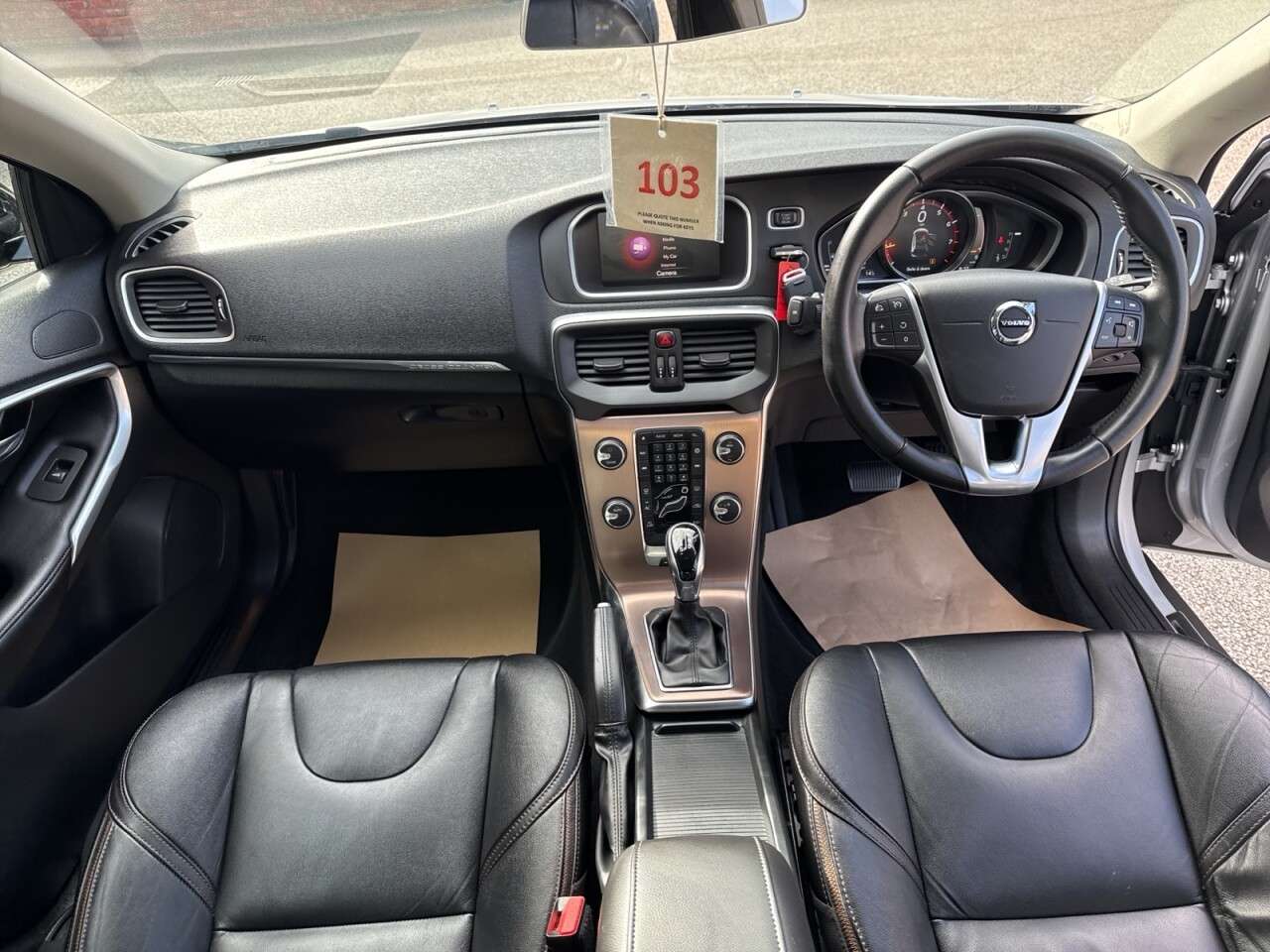2019 VOLVO V40 CROSS COUNTRY 2019 VOLVO V40 CROSS COUNTRY