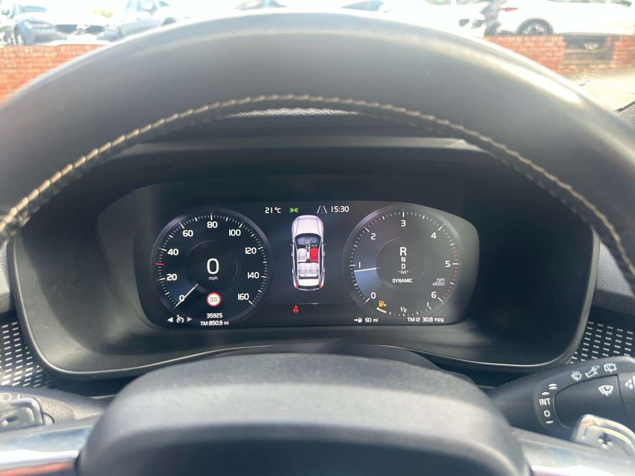 2019 VOLVO XC40 2019 VOLVO XC40