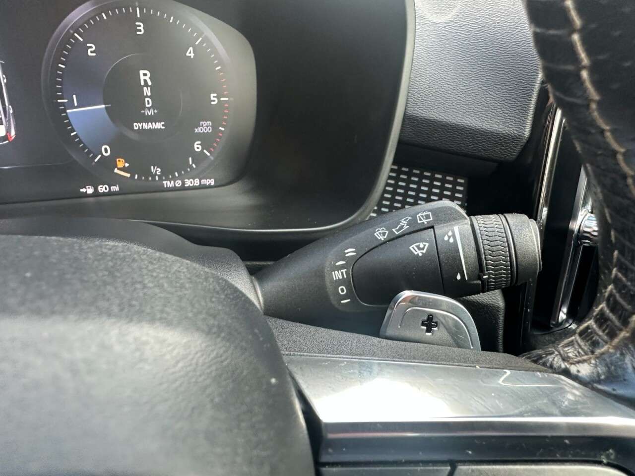 2019 VOLVO XC40 2019 VOLVO XC40