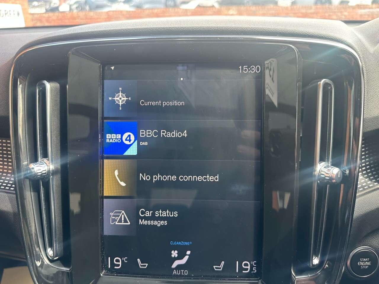 2019 VOLVO XC40 2019 VOLVO XC40