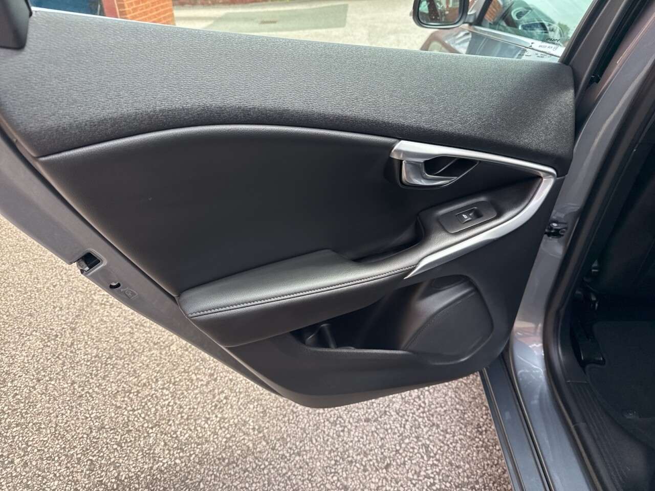 2018 VOLVO V40 2018 VOLVO V40