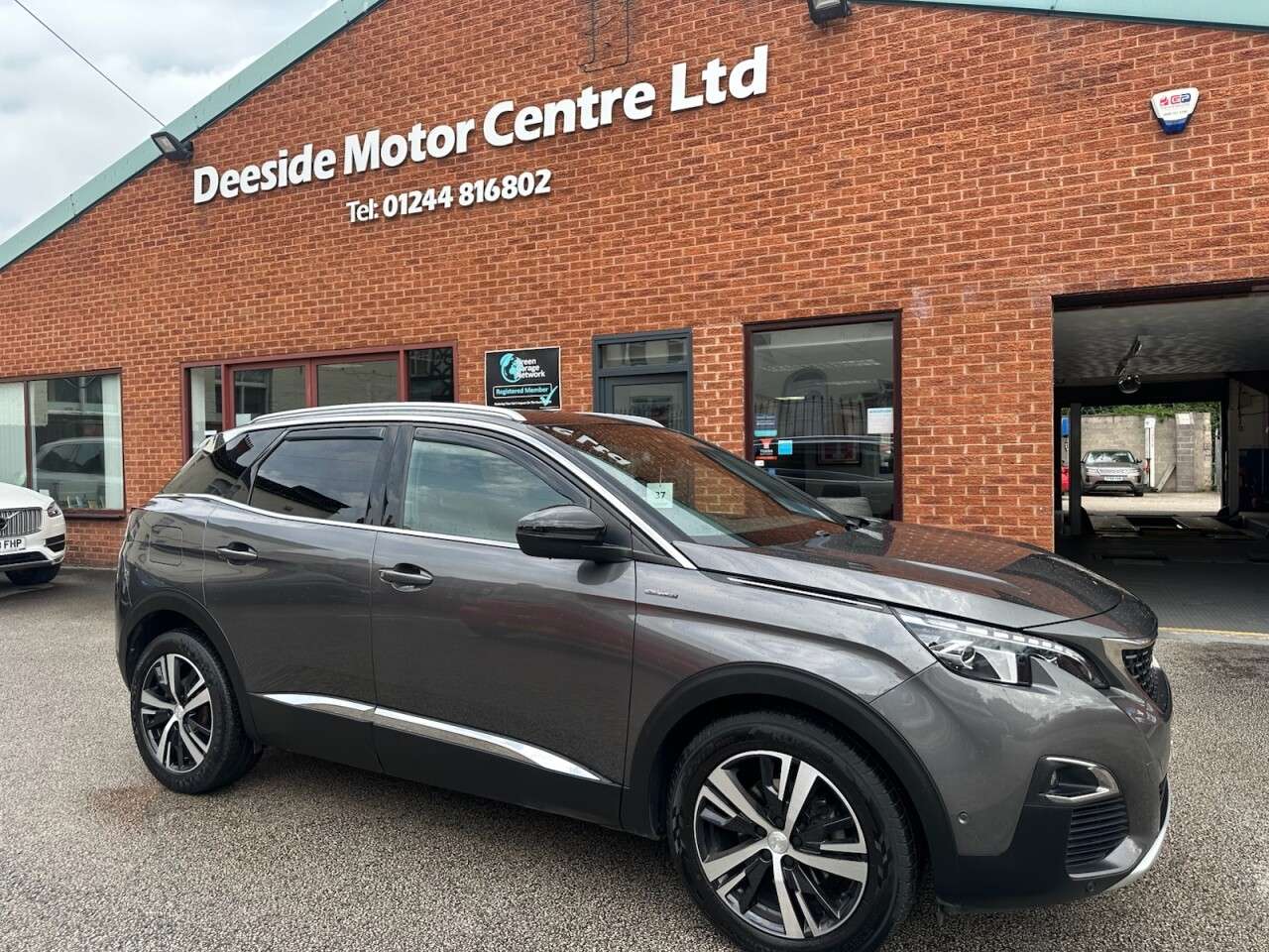 A 2019 PEUGEOT 3008 1.5 BlueHDi GT Line SUV 5dr Diesel EAT Euro 6 (s/s) (130 ps) Rear view came A 2019 PEUGEOT 3008 1.5 BlueHDi GT Line SUV 5dr Diesel EAT Euro 6 (s/s) (130 ps) Rear view came
