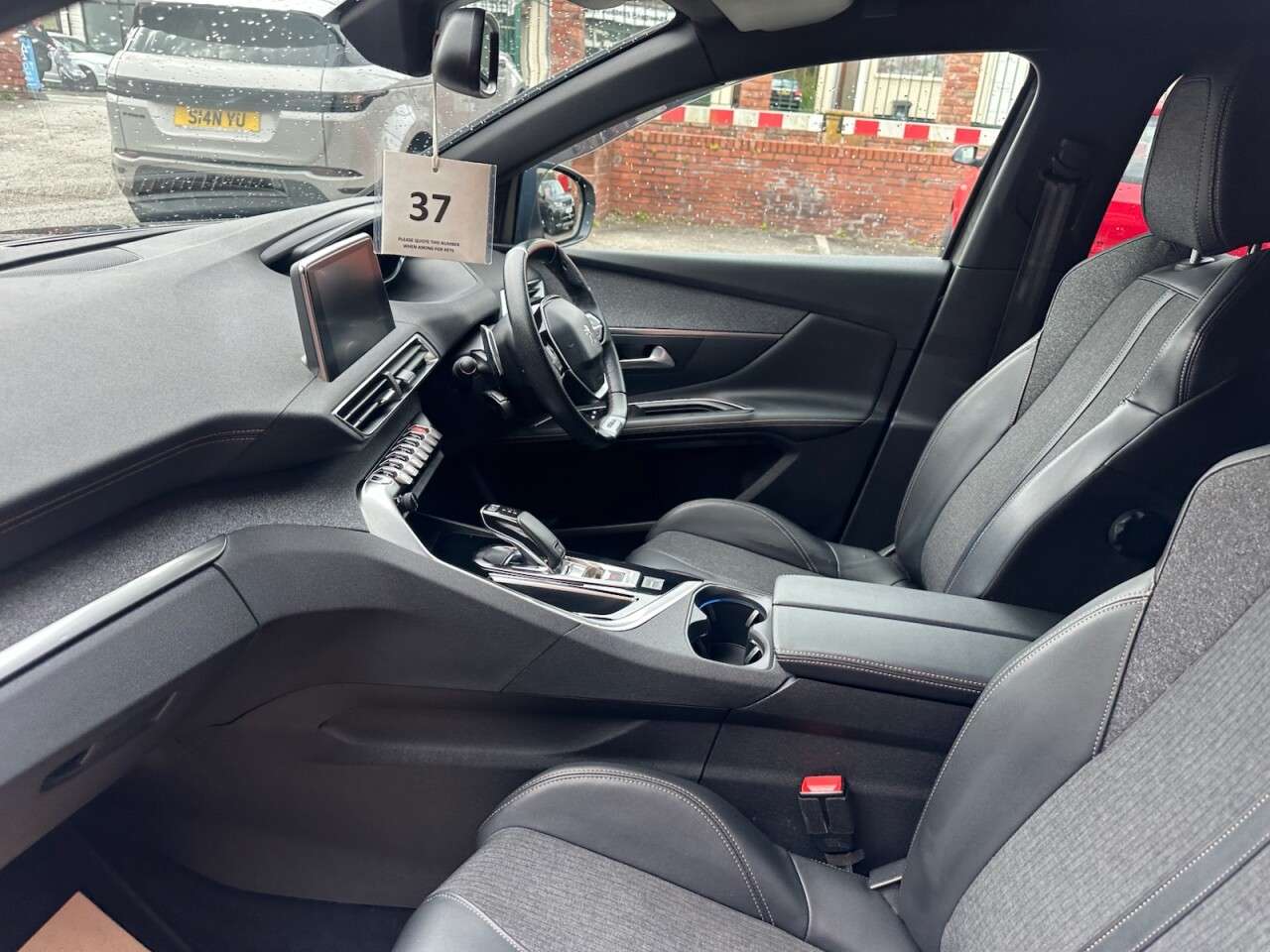 2019 PEUGEOT 3008 2019 PEUGEOT 3008