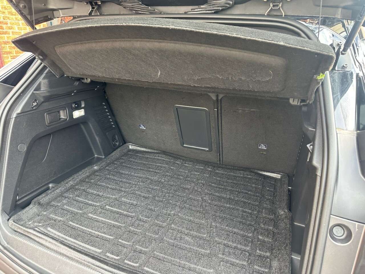 2019 PEUGEOT 3008 2019 PEUGEOT 3008