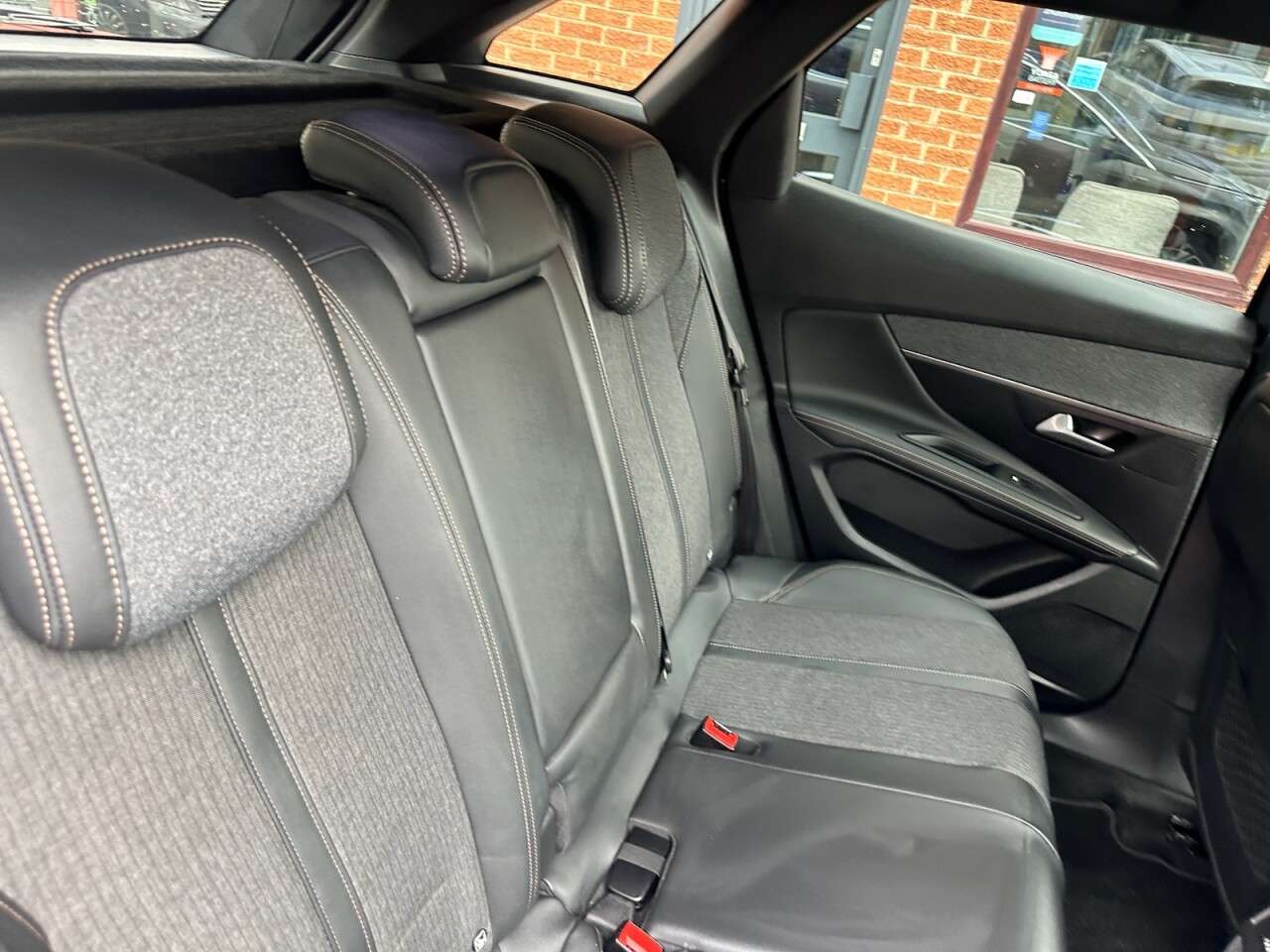 2019 PEUGEOT 3008 2019 PEUGEOT 3008