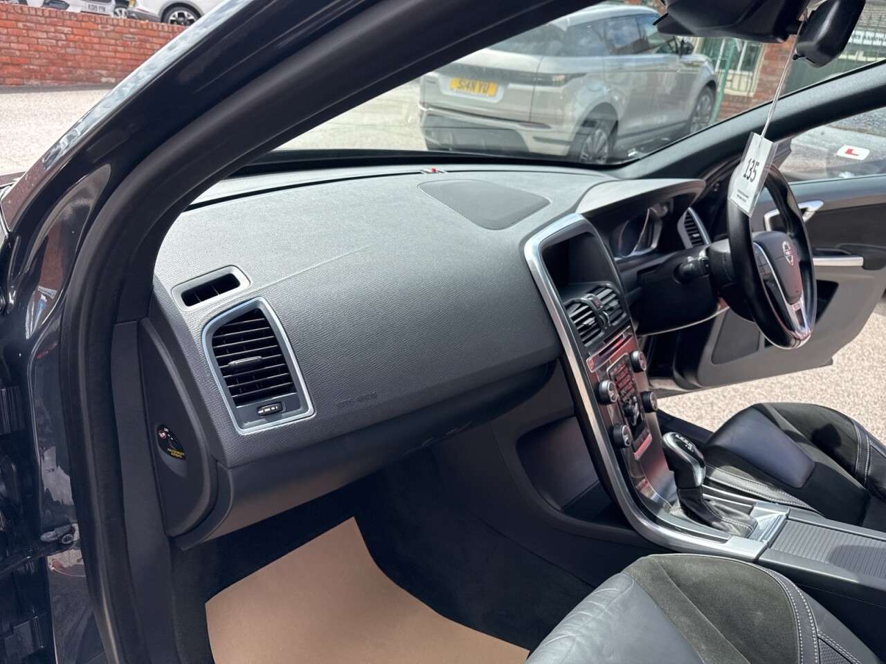 2016 VOLVO XC60 2016 VOLVO XC60