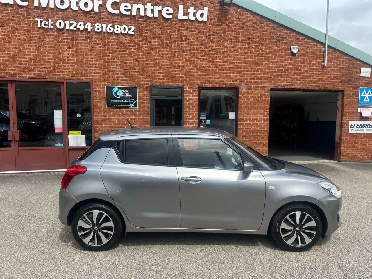A 2020 SUZUKI SWIFT 1.2 Dualjet MHEV SZ-T Hatchback 5dr Petrol Hybrid Manual Euro 6 (s/s) (90 p A 2020 SUZUKI SWIFT 1.2 Dualjet MHEV SZ-T Hatchback 5dr Petrol Hybrid Manual Euro 6 (s/s) (90 p