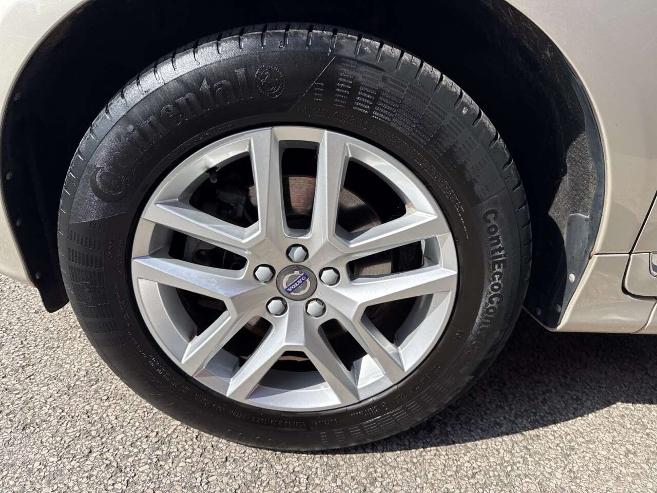 2017 VOLVO XC60 2017 VOLVO XC60