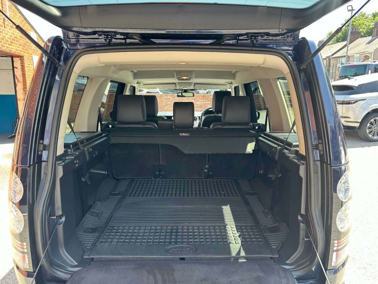 2016 LAND ROVER DISCOVERY 4 2016 LAND ROVER DISCOVERY 4