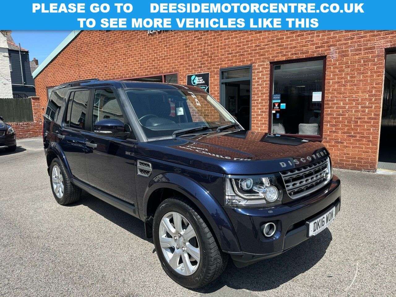 A 2016 LAND ROVER DISCOVERY 4 3.0 SD V6 SE Tech SUV 5dr Diesel Auto 4WD Euro 6 (s/s) (256 bhp) A 2016 LAND ROVER DISCOVERY 4 3.0 SD V6 SE Tech SUV 5dr Diesel Auto 4WD Euro 6 (s/s) (256 bhp)