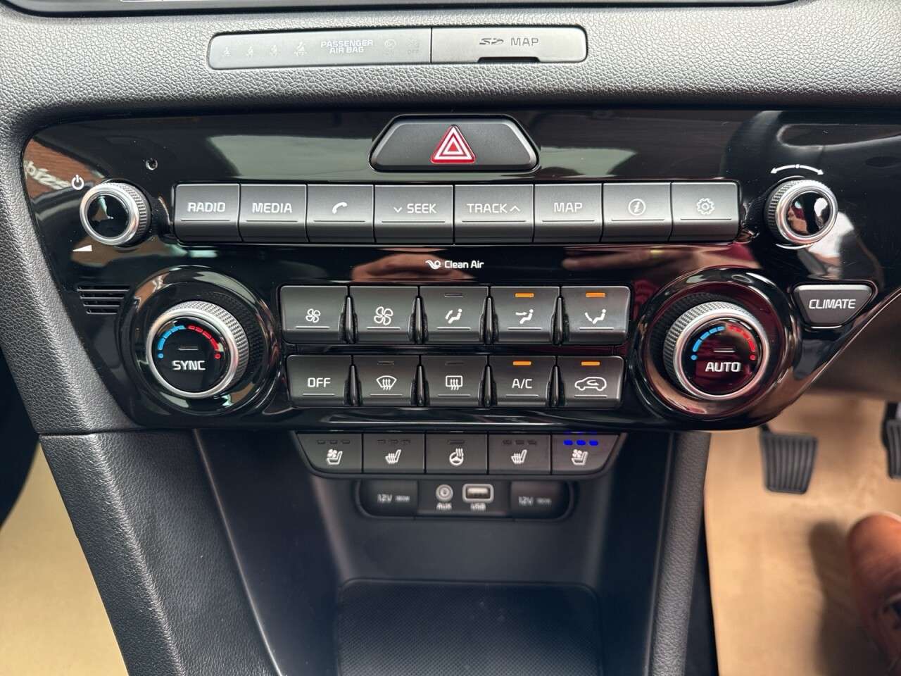 2017 KIA SPORTAGE 2017 KIA SPORTAGE