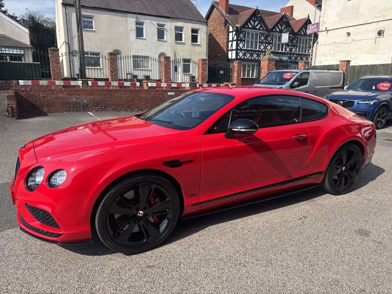 A 2017 BENTLEY CONTINENTAL 4.0 V8 GT S Coupe 2dr Petrol Auto 4WD Euro 6 (528 ps) Black Edition MULLINE A 2017 BENTLEY CONTINENTAL 4.0 V8 GT S Coupe 2dr Petrol Auto 4WD Euro 6 (528 ps) Black Edition MULLINE