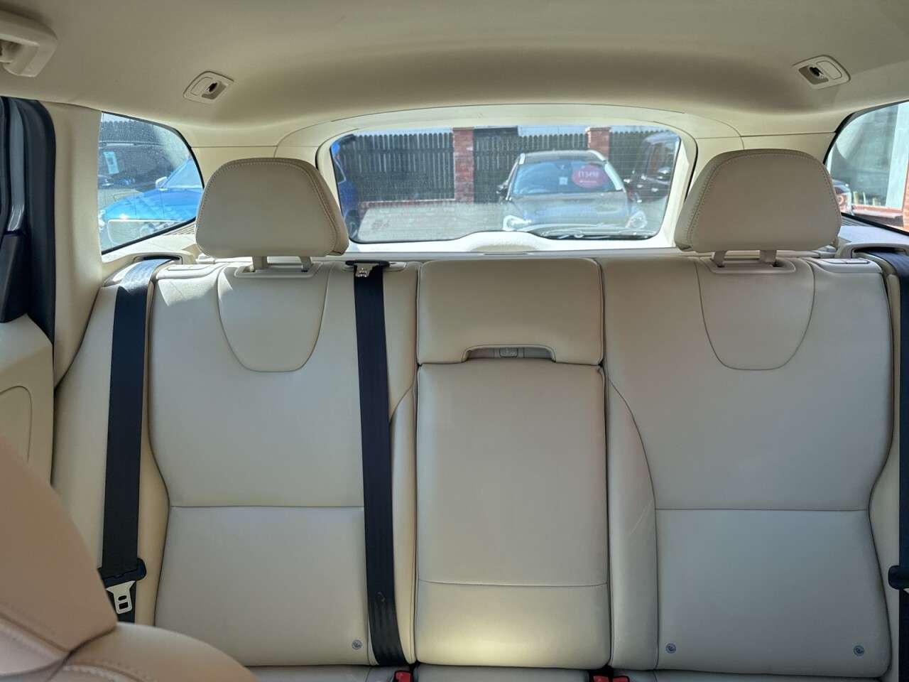 2016 VOLVO XC60 2016 VOLVO XC60
