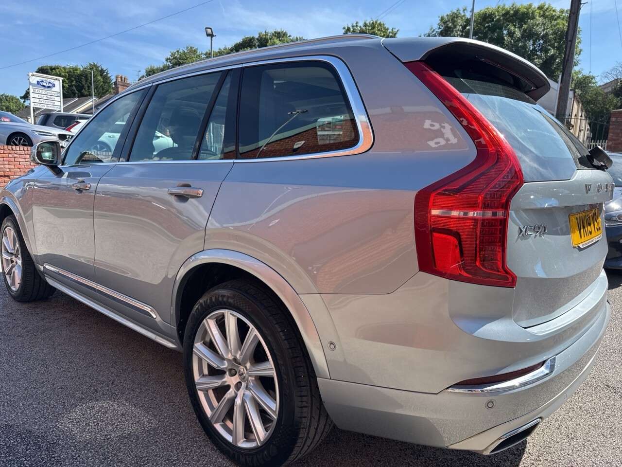 2019 VOLVO XC90 2019 VOLVO XC90