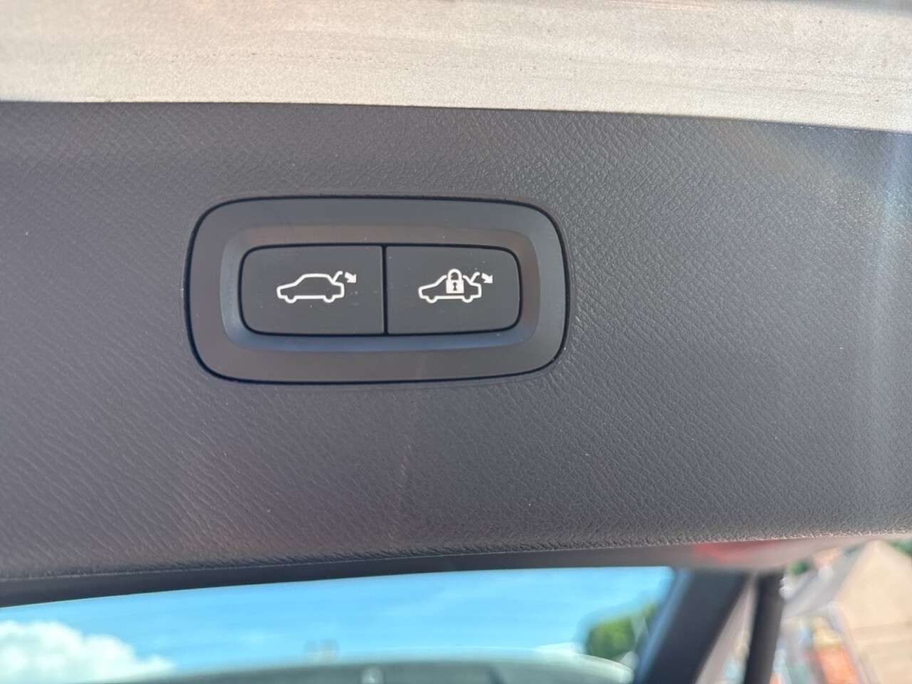2019 VOLVO XC90 2019 VOLVO XC90