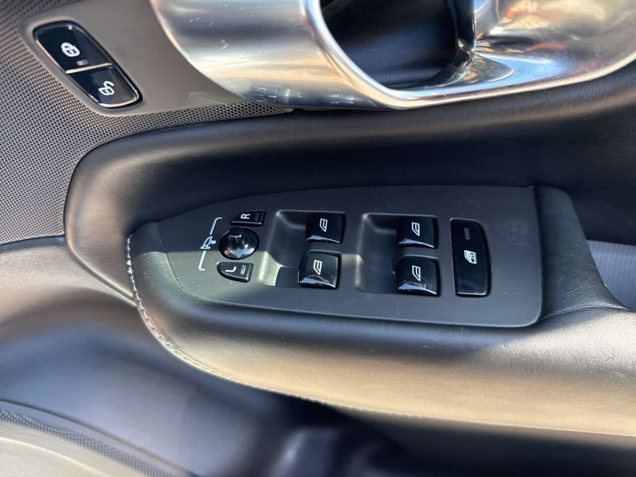 2019 VOLVO XC90 2019 VOLVO XC90