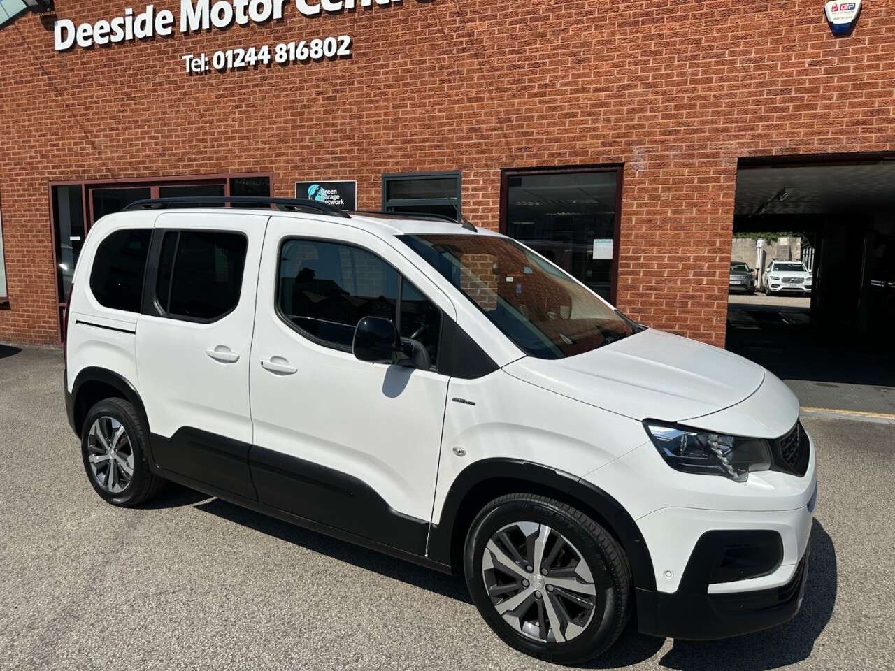 A 2019 PEUGEOT RIFTER 1.5 BlueHDi GT Line Standard MPV 5dr Diesel Manual Euro 6 (100 ps) A 2019 PEUGEOT RIFTER 1.5 BlueHDi GT Line Standard MPV 5dr Diesel Manual Euro 6 (100 ps)