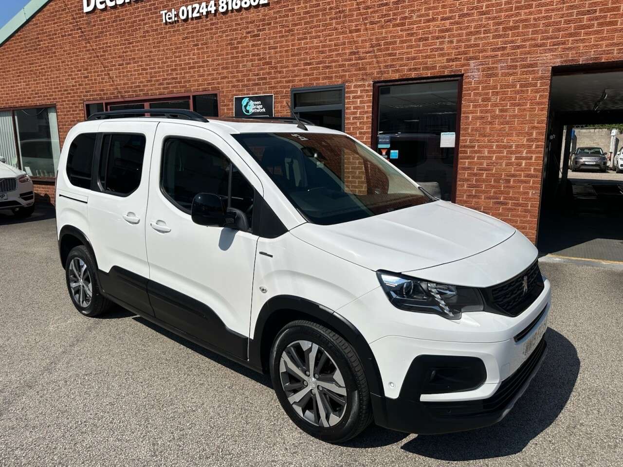 A 2019 PEUGEOT RIFTER 1.5 BlueHDi GT Line Standard MPV 5dr Diesel Manual Euro 6 (100 ps) A 2019 PEUGEOT RIFTER 1.5 BlueHDi GT Line Standard MPV 5dr Diesel Manual Euro 6 (100 ps)