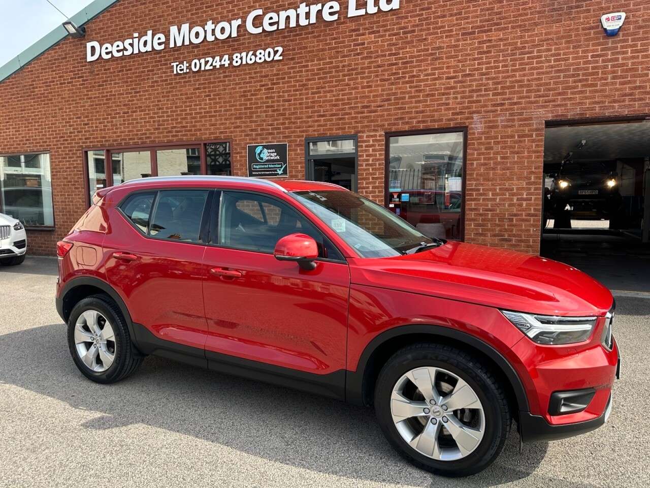 2019 VOLVO XC40 2019 VOLVO XC40