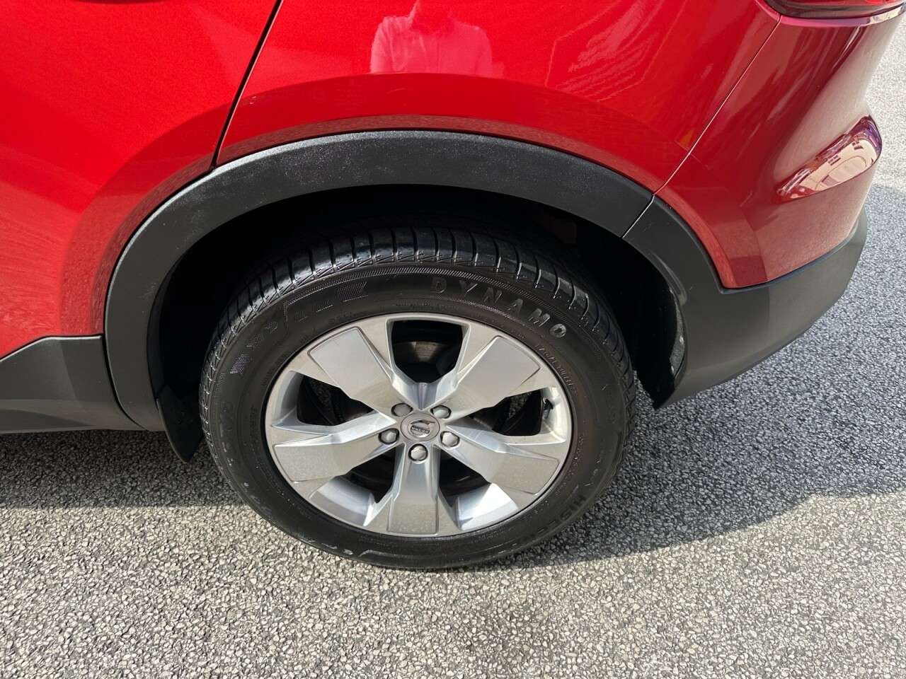 2019 VOLVO XC40 2019 VOLVO XC40
