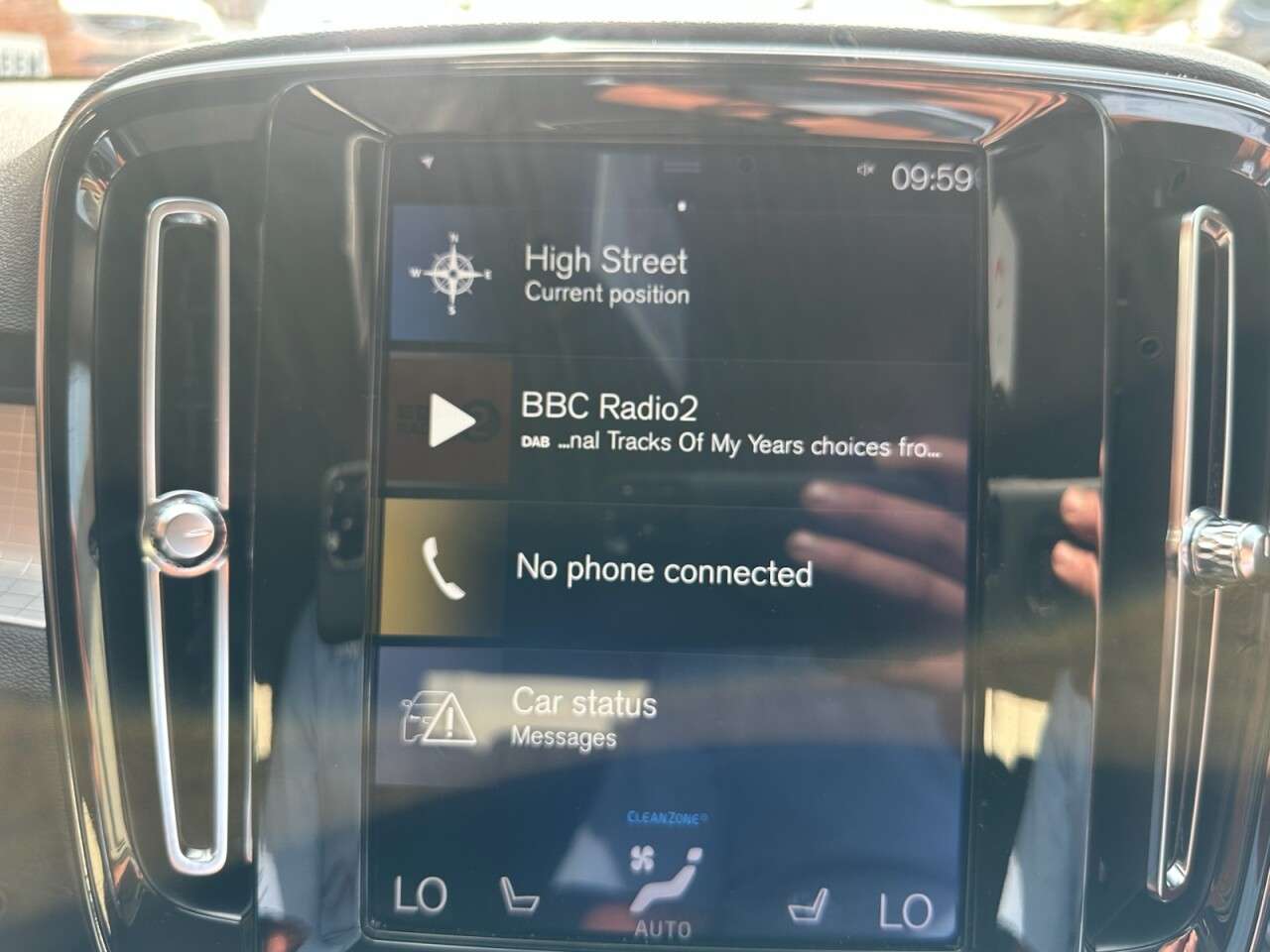 2019 VOLVO XC40 2019 VOLVO XC40