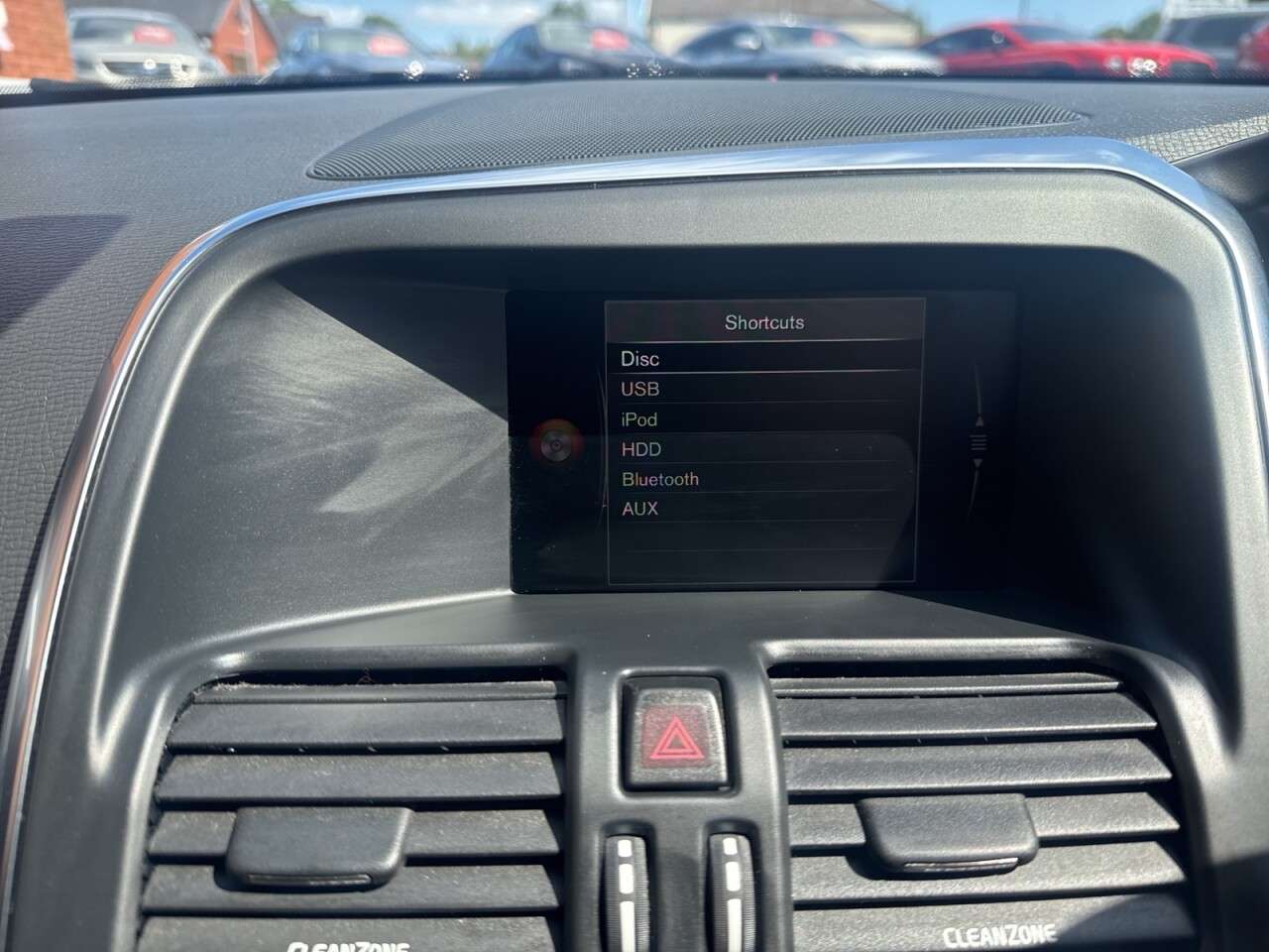 2017 VOLVO XC60 2017 VOLVO XC60