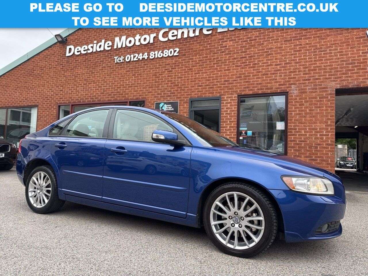 A 2008 VOLVO S40 2.0D SE Lux Saloon 4dr Diesel Manual Euro 4 (136 ps) A 2008 VOLVO S40 2.0D SE Lux Saloon 4dr Diesel Manual Euro 4 (136 ps)