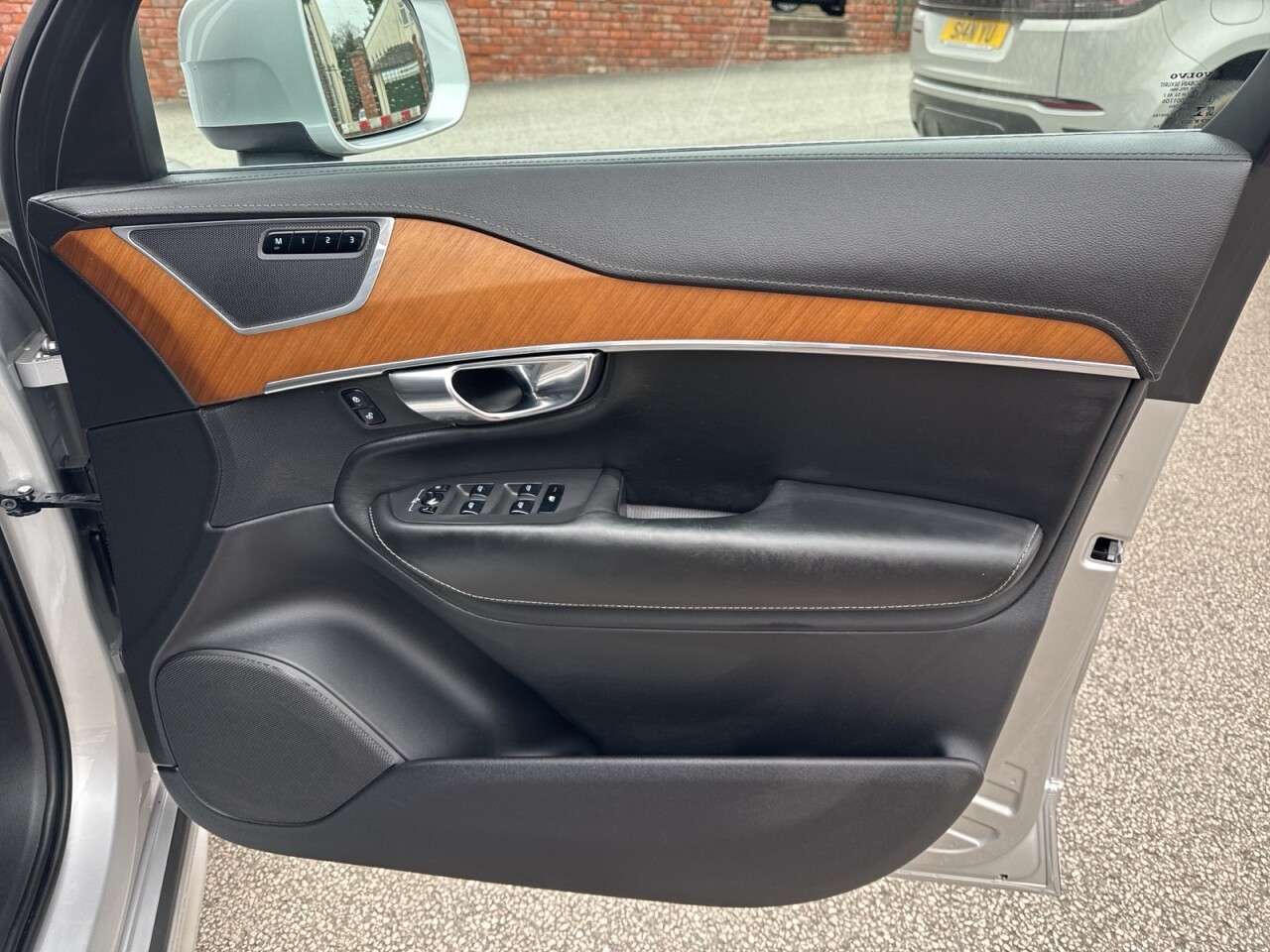 2019 VOLVO XC90 2019 VOLVO XC90