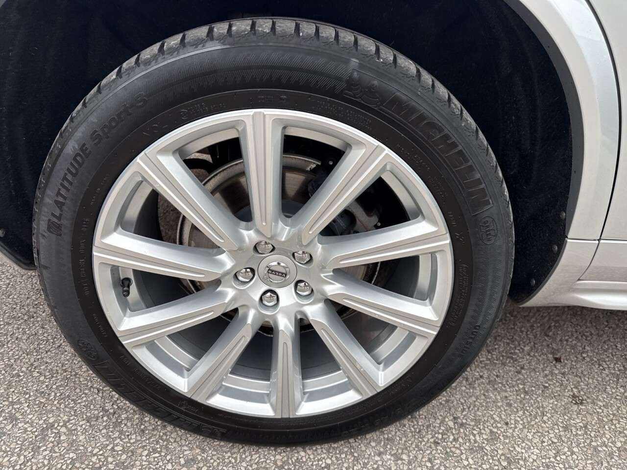 2019 VOLVO XC90 2019 VOLVO XC90