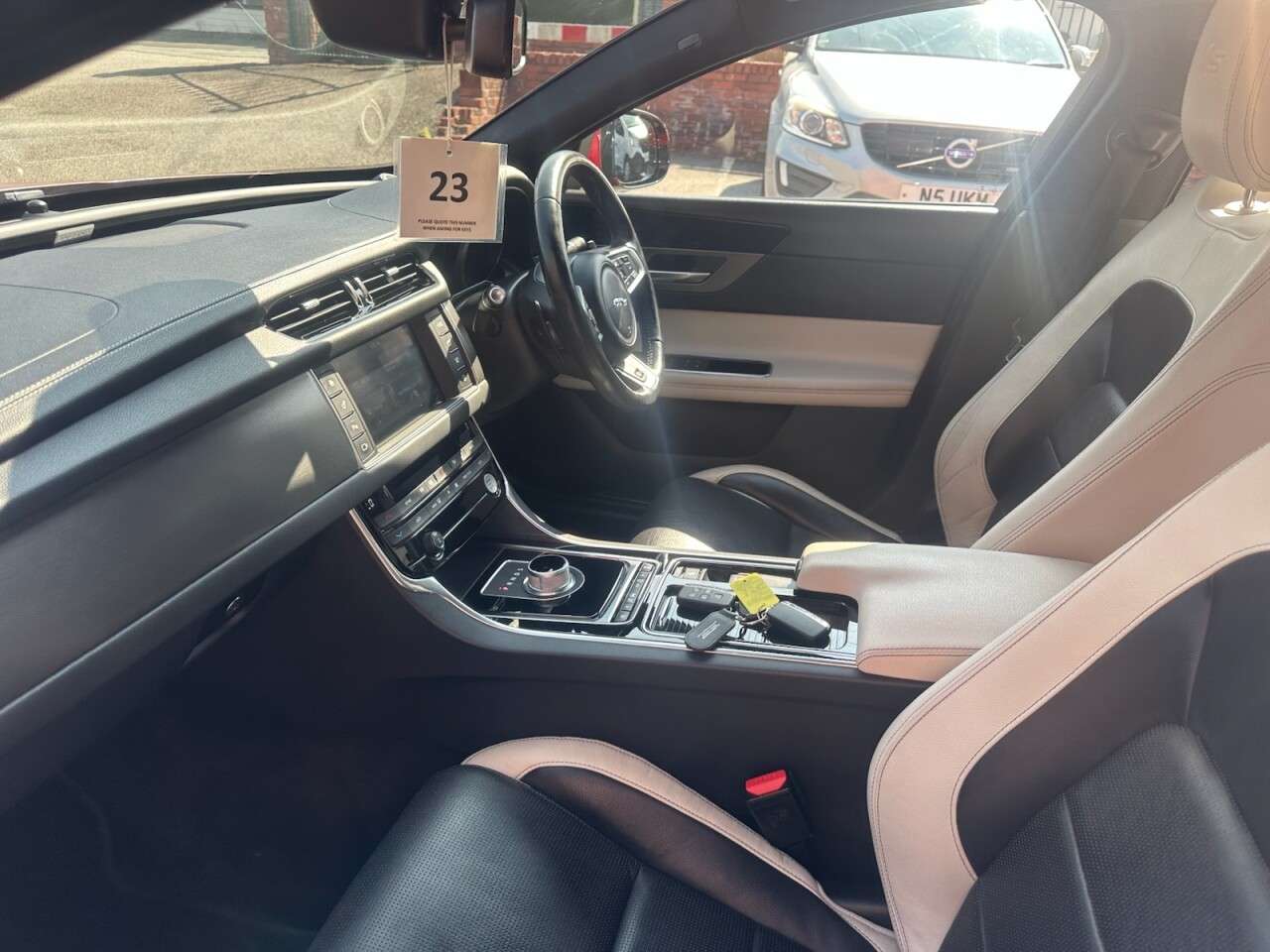2015 JAGUAR XF 2015 JAGUAR XF