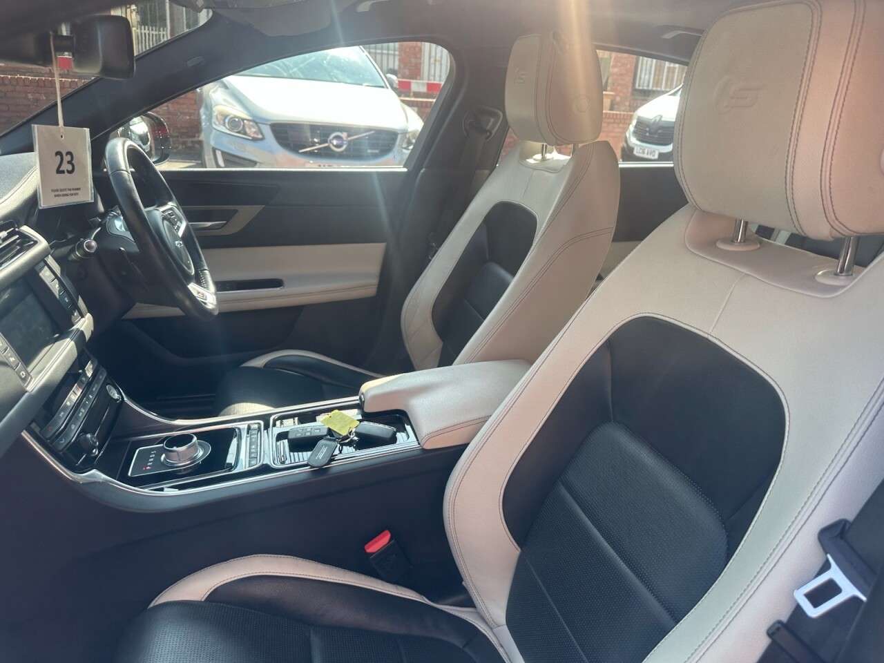 2015 JAGUAR XF 2015 JAGUAR XF