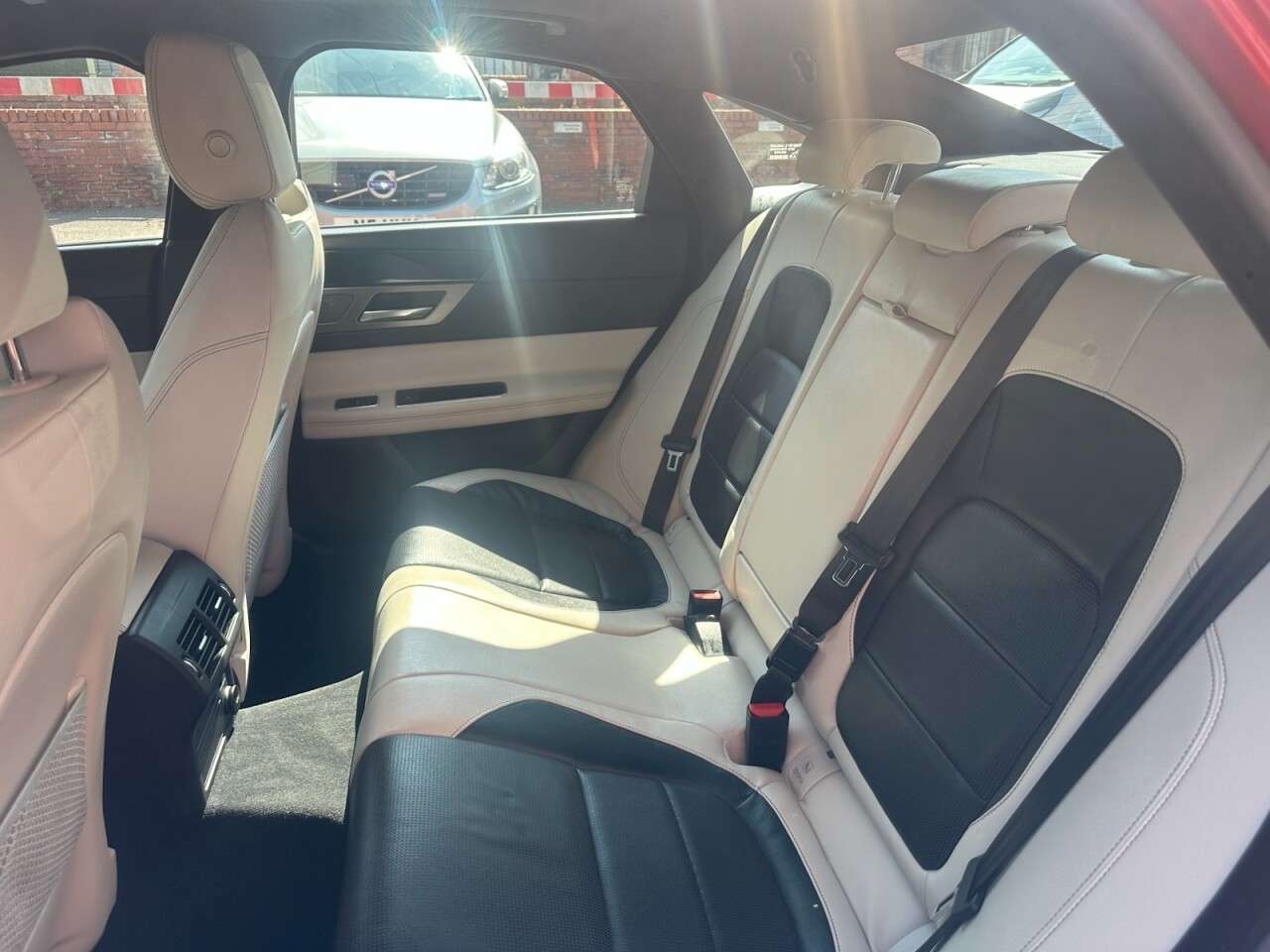 2015 JAGUAR XF 2015 JAGUAR XF