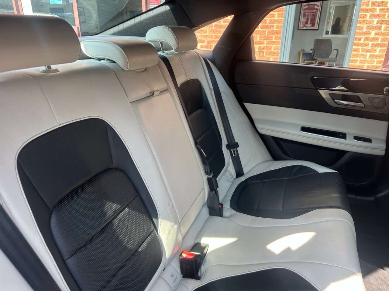 2015 JAGUAR XF 2015 JAGUAR XF