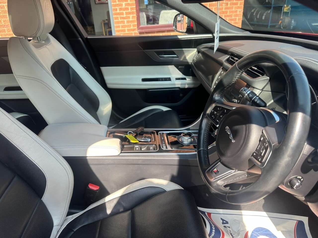 2015 JAGUAR XF 2015 JAGUAR XF