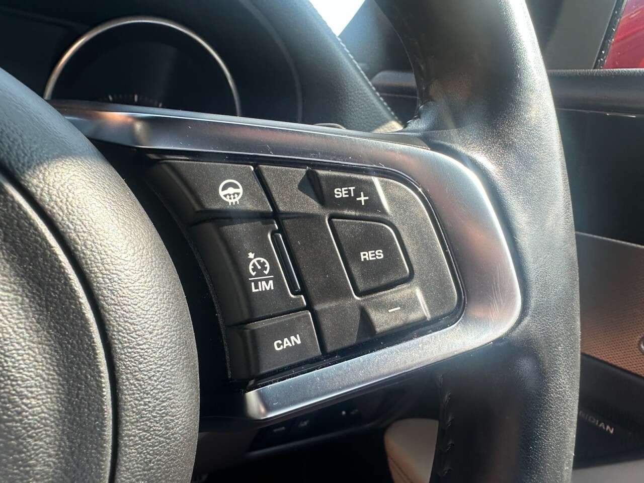 2015 JAGUAR XF 2015 JAGUAR XF