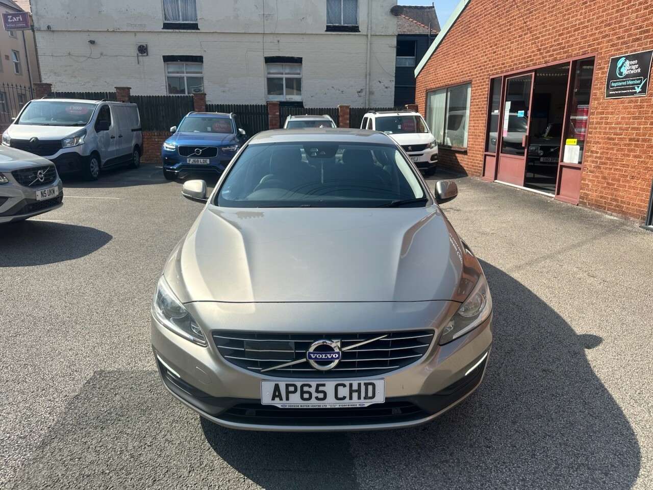 2015 VOLVO S60 2015 VOLVO S60