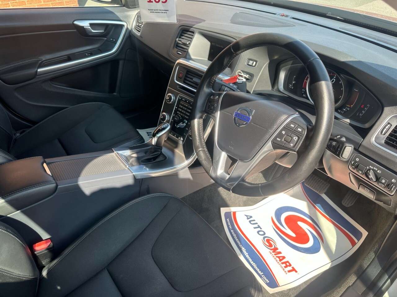 2015 VOLVO S60 2015 VOLVO S60